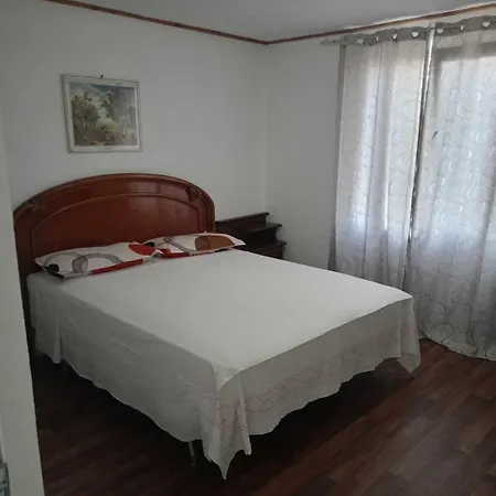 Vila Camel * Костинешти